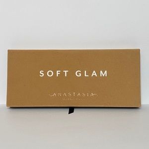 ABH Soft Glam Palette